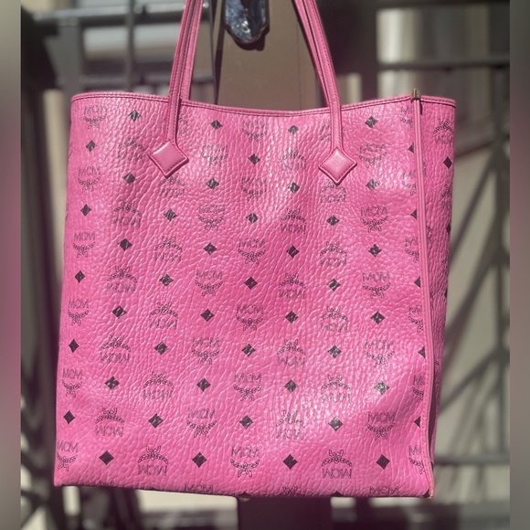 MCM tote bage - Picture 4 of 9